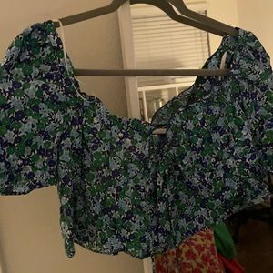Zara floral puff sleeve crop